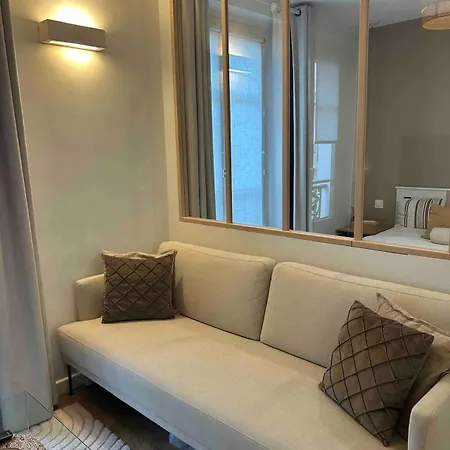 Cocooning & Cosy In Center 17 Apartman