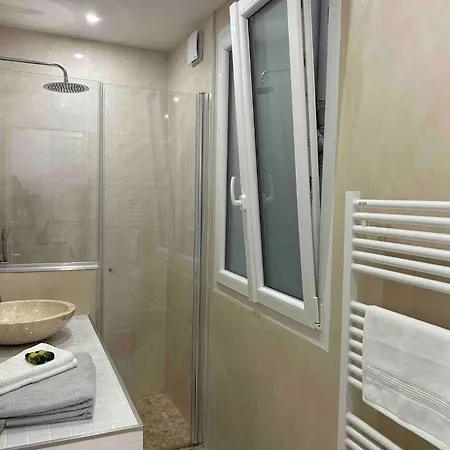 Apartman Cocooning & Cosy In Center 17